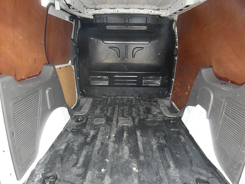 Used Ford Transit Connect Limited 120 HP (88 kW) 2019 White MPV