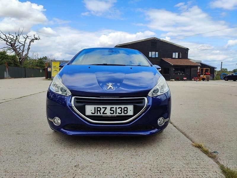 Used Peugeot 208 Allure 2015 Blue Hatchback