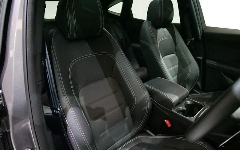 Used Jaguar E-Pace R-Dynamic 309 HP (227 kW) 2024 SUV