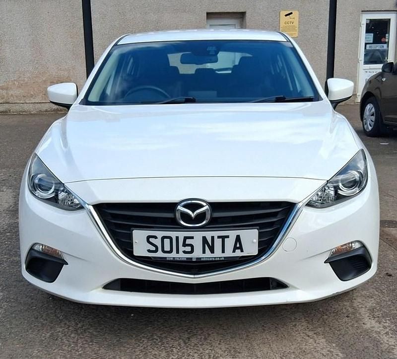 Usado Mazda 3 100 HP (73 kW) 2015 Branco Citadino