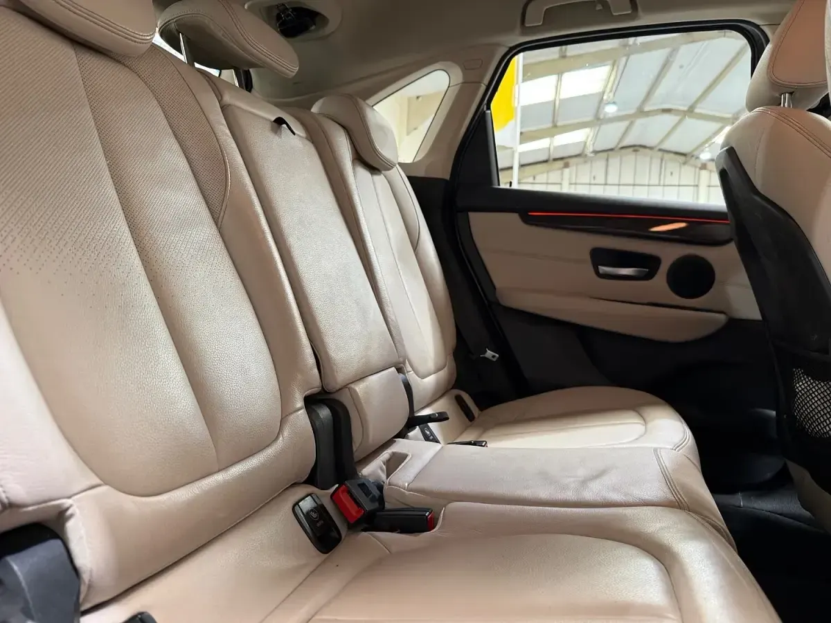 Used BMW 218 Luxury Line 2015 Grey Hatchback