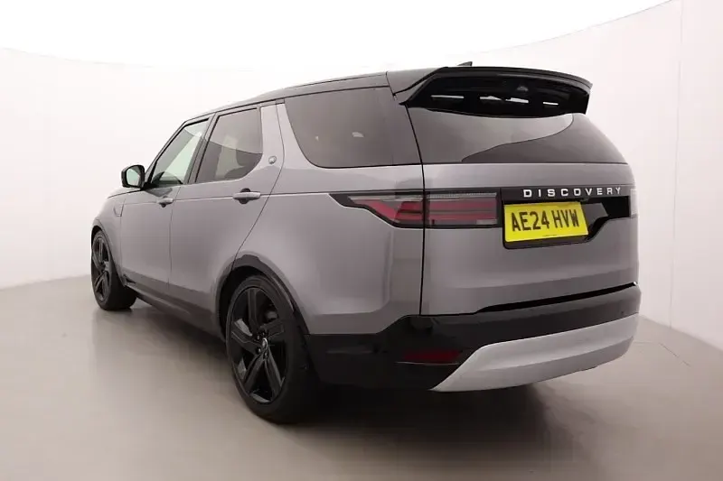 Used Land Rover Discovery 300 HP (220 kW) 2024 Grey SUV