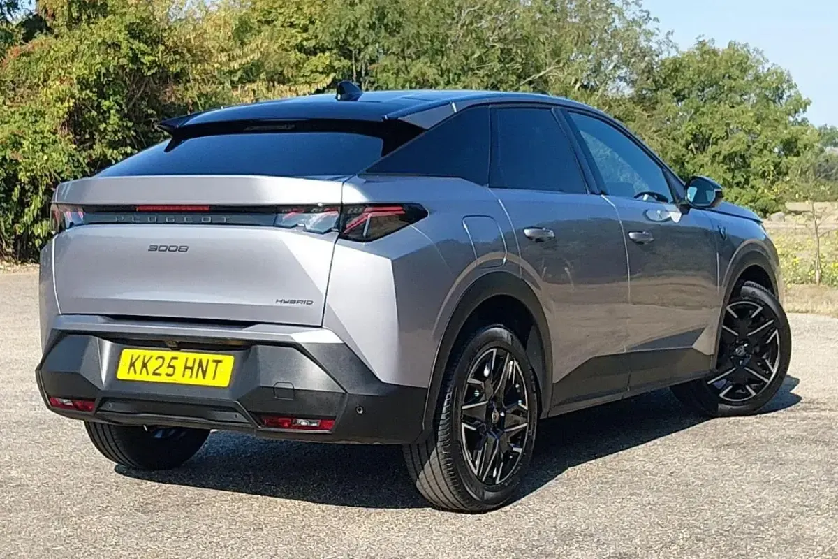 Used Peugeot 3008 GT 143 HP (105 kW) 2025 Grey SUV