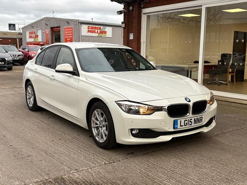 Alpine white Used 2015 BMW 320 Efficient Dynamics Sedan | £8,275 (Super price) - Image 1/4