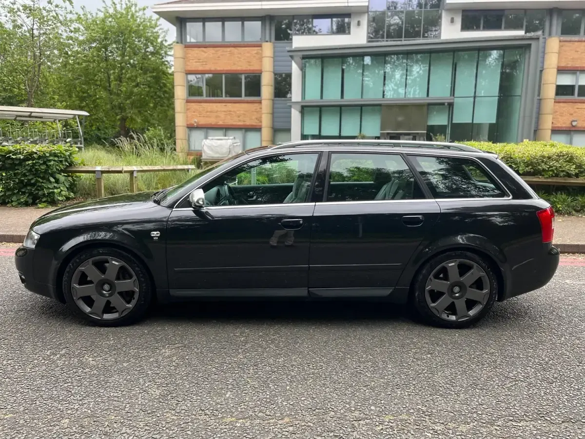 Used Audi S4 Basis 344 HP (253 kW) 2005 Black Estate