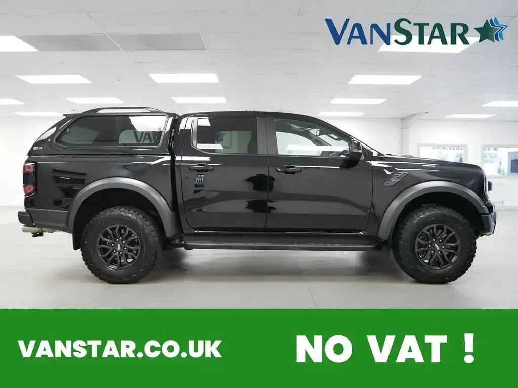Used Ford Ranger Raptor 290 HP (213 kW) 2025 Black Pickup