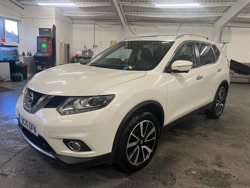 Used Nissan X-Trail Tekna 130 HP (95 kW) 2015 White SUV