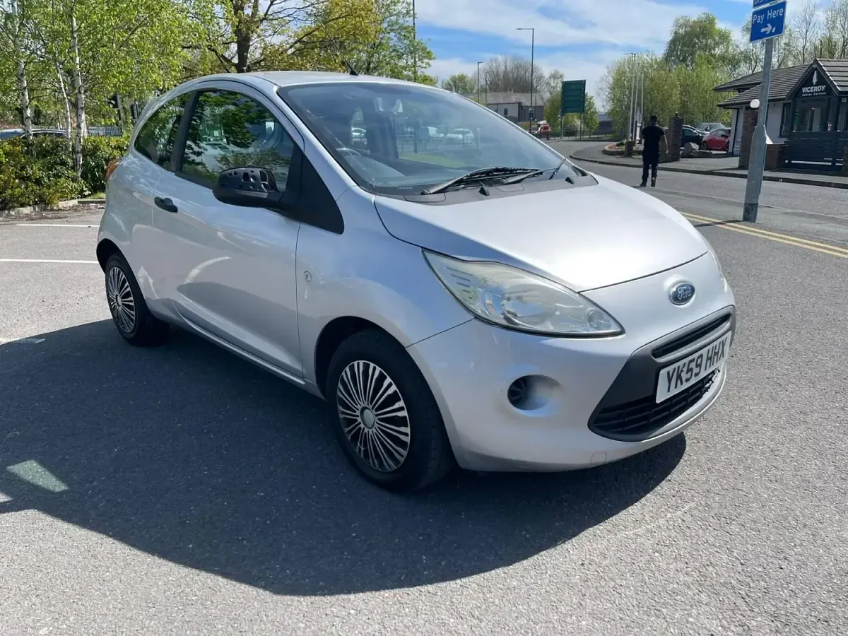 Używany Ford Ka Studio 69 KM (50 kW) 2009 Srebrny Hatchback