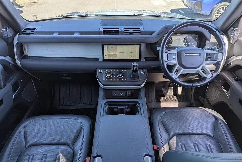 Usado Land Rover Defender Black Edition 2021 Prateado SUV