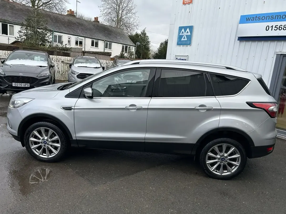 Used Ford Kuga Titanium 120 HP (88 kW) 2019 Silver SUV