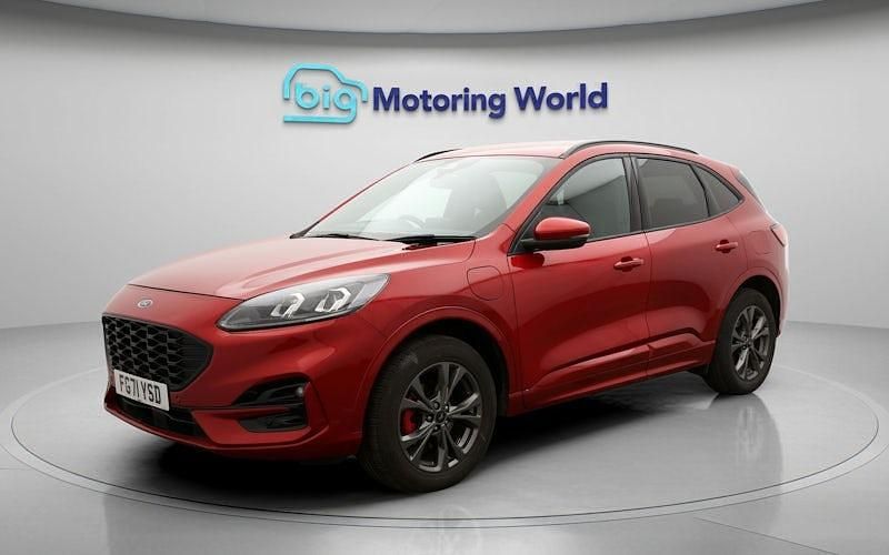 Used Ford Kuga ST-Line 225 HP (165 kW) 2020 Red SUV