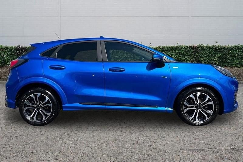 Begagnad Ford Puma ST-Line 2021 Blå SUV