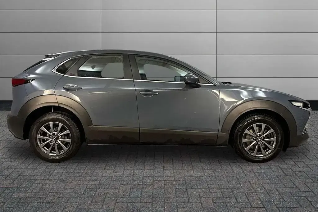 Używany Mazda CX-30 183 KM (134 kW) 2022 Szary SUV