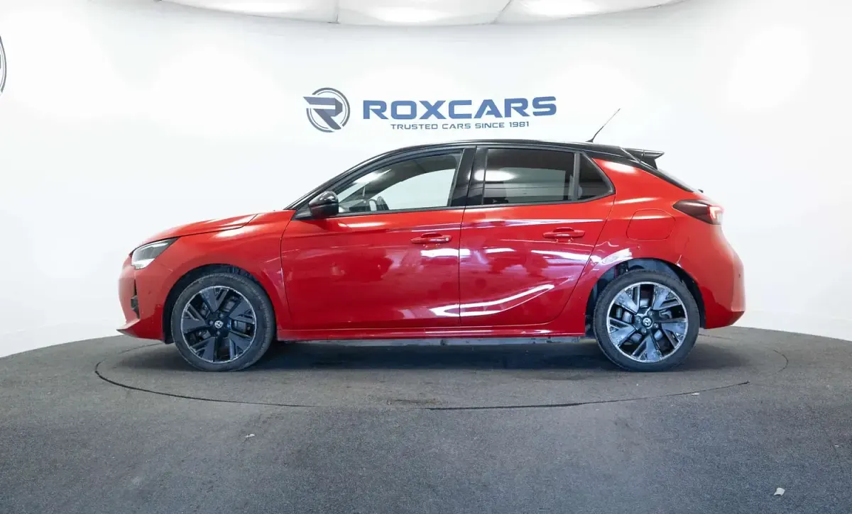 Used Vauxhall Corsa-e Edition 100 kW (136 HP) 2022 Red Hatchback