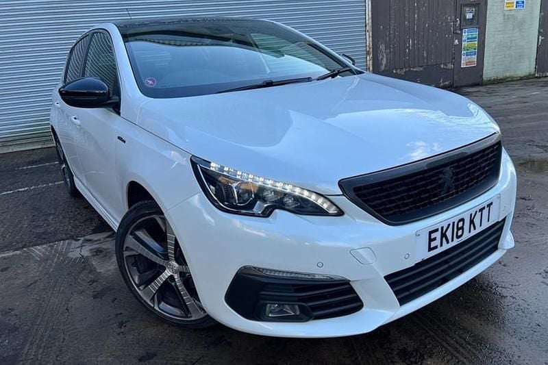 Used Peugeot 308 GT-line 2018 White Hatchback