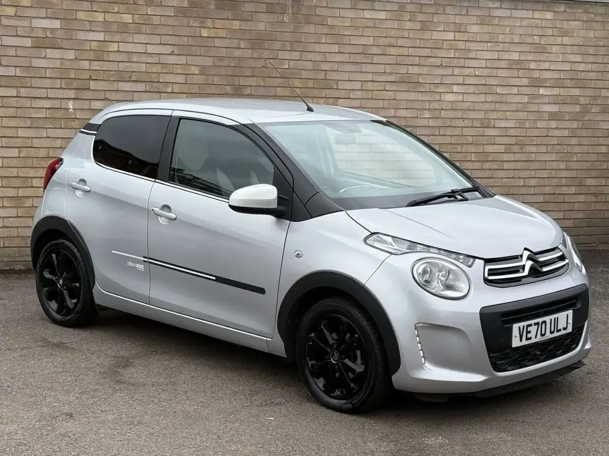 Begagnad Citroën C1 2021 Grå Halvkombi