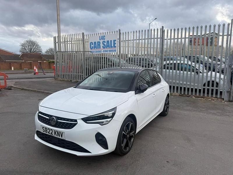 Used Vauxhall Corsa Edition 100 HP (73 kW) 2022 White Hatchback