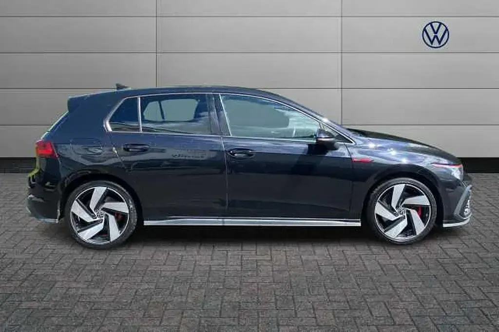 Used VW Golf VIII GTI 245 HP (180 kW) 2022 Black Hatchback