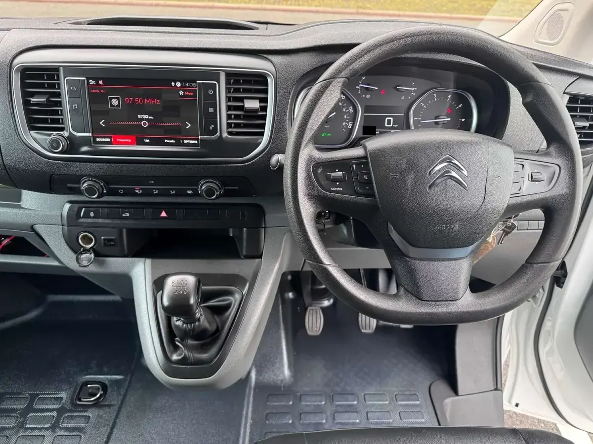 Used Citroën Dispatch 2022 White MPV