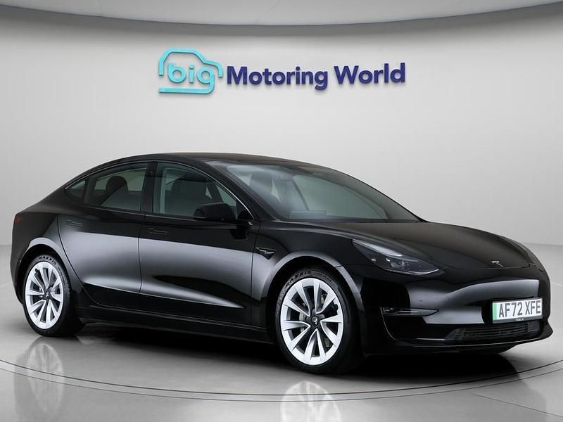 Black Used 2022 Tesla Model 3 Long Range Sedan | £23,800 (A bit pricey) - Image 1/4