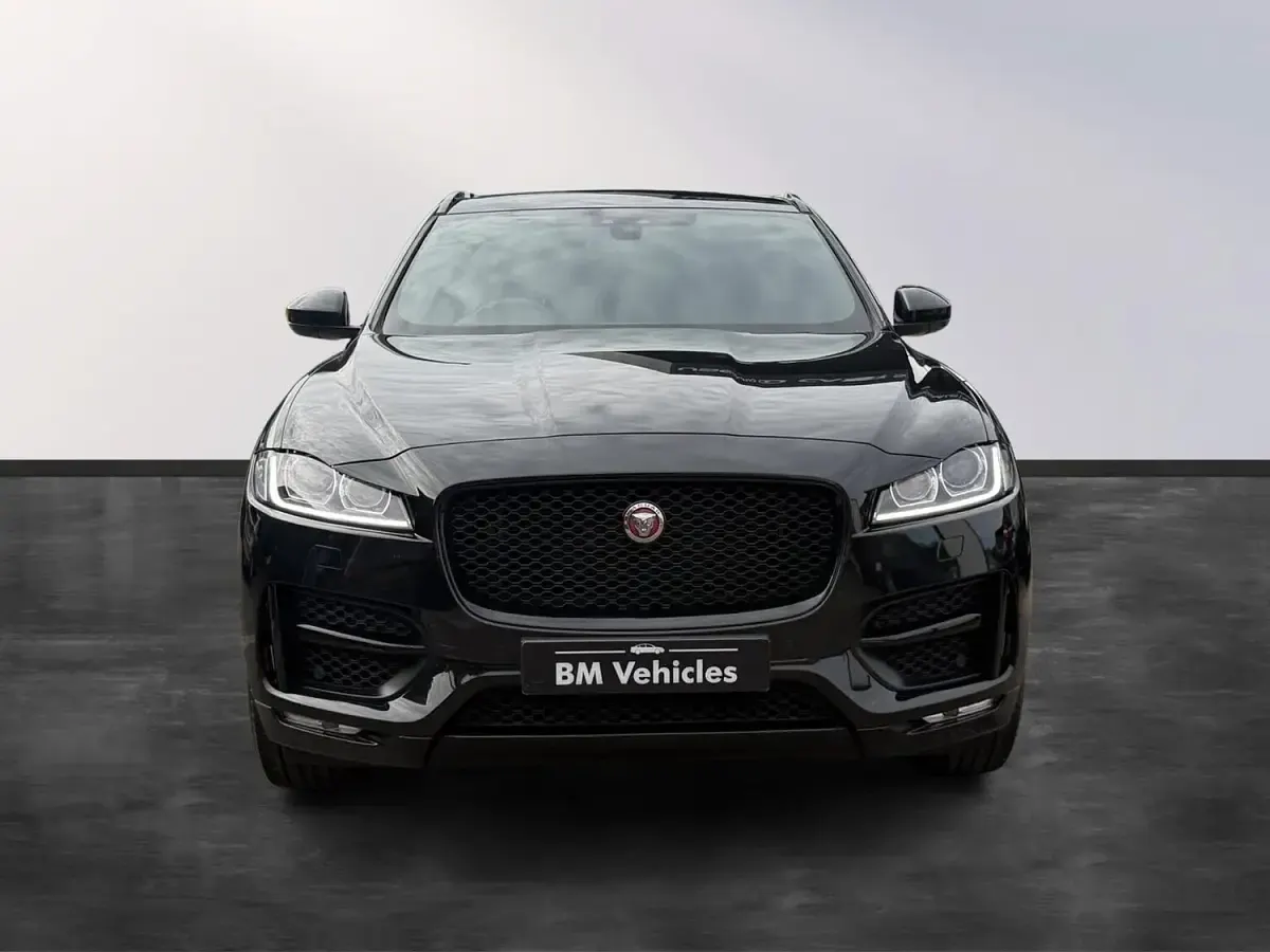 Used Jaguar F-Pace R-Sport 2018 Black SUV
