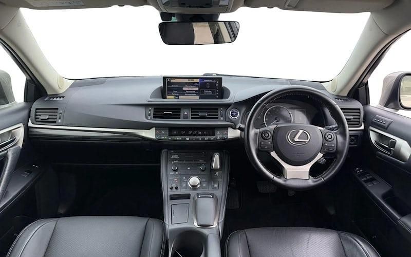 Used Lexus CT200h 136 HP (100 kW) 2018 Silver Hatchback