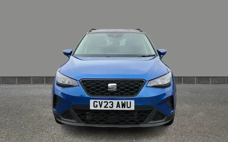 Used Seat Arona SE Technology 110 HP (80 kW) 2023 Blue SUV
