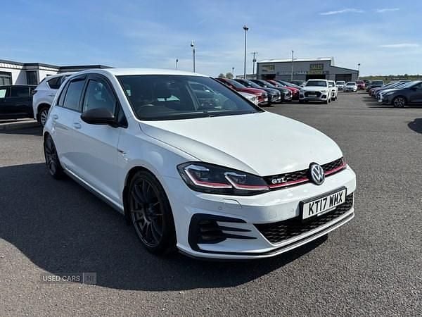 Begagnad VW Golf VII GTI 230 HK (169 kW) 2017 Vit Halvkombi