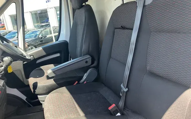 Used Peugeot Boxer 140 HP (102 kW) 2022 Van