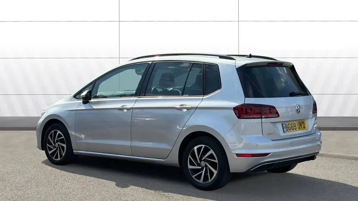 Used VW Golf VII Match 150 HP (110 kW) 2019 Silver Hatchback