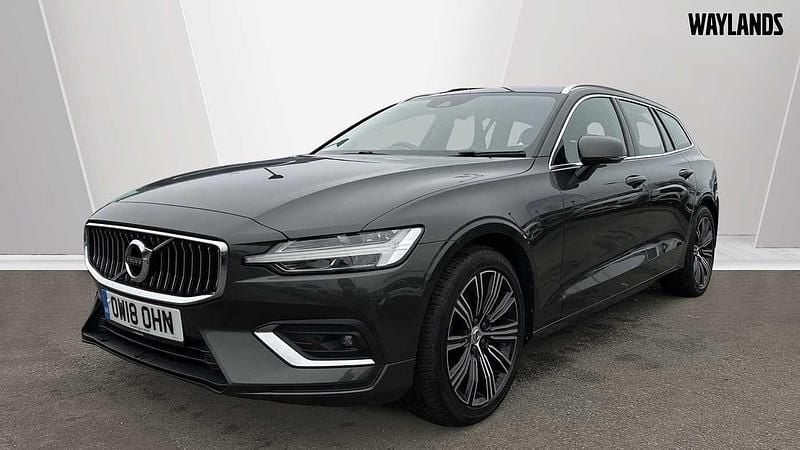 Used Volvo V60 Inscription 188 HP (138 kW) 2018 Grey Estate