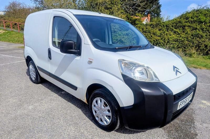Used Citroën Nemo 70 HP (51 kW) 2009 White MPV