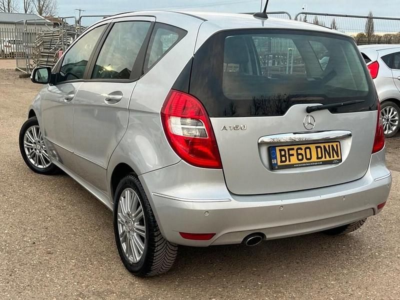 Used Mercedes A160 Elegance 2010 Silver Hatchback