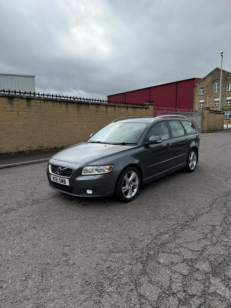 Used Volvo V50 SE Lux 115 HP (84 kW) 2012 Grey Estate