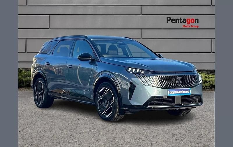 Used Peugeot 5008 GTi 156 kW (213 HP) 2024 Blue MPV