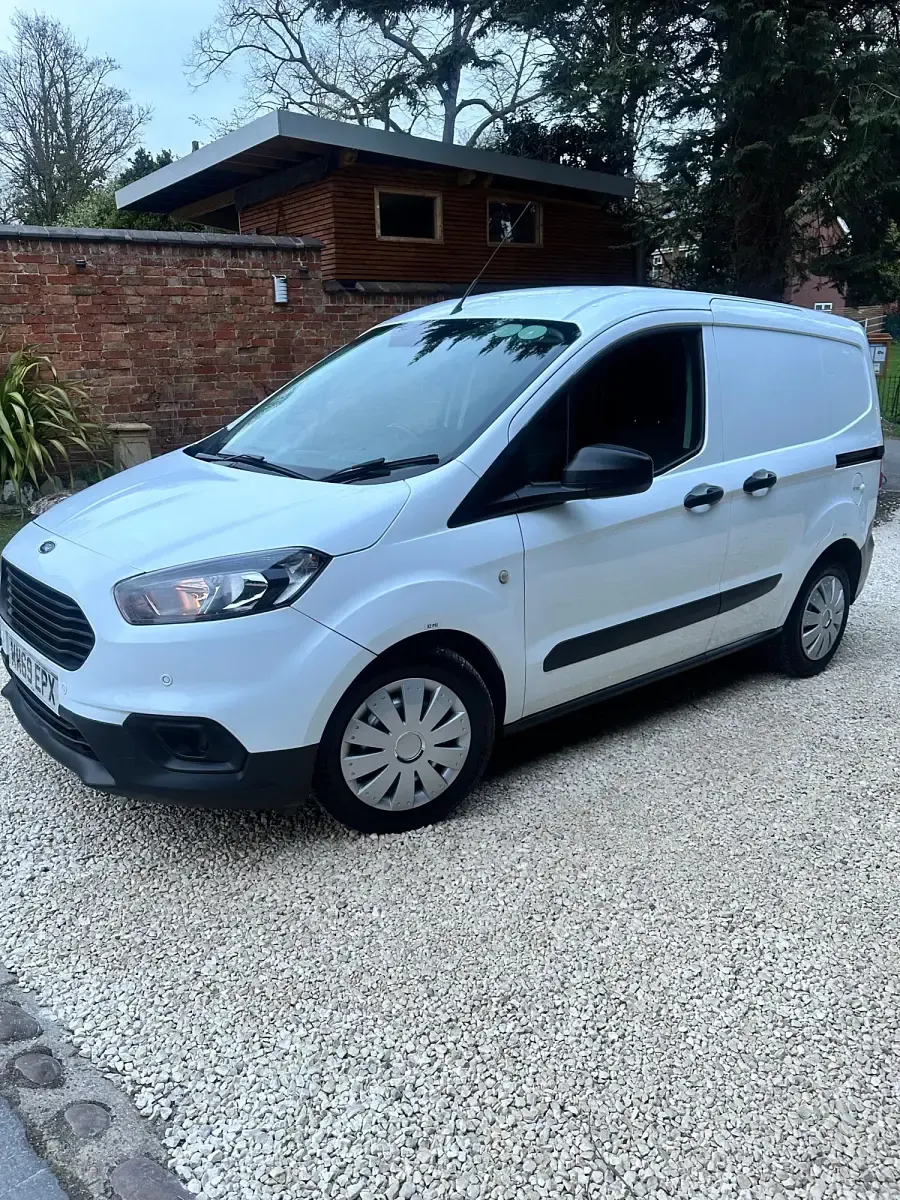 Używany Ford Transit 100 KM (73 kW) 2020 Biały Van