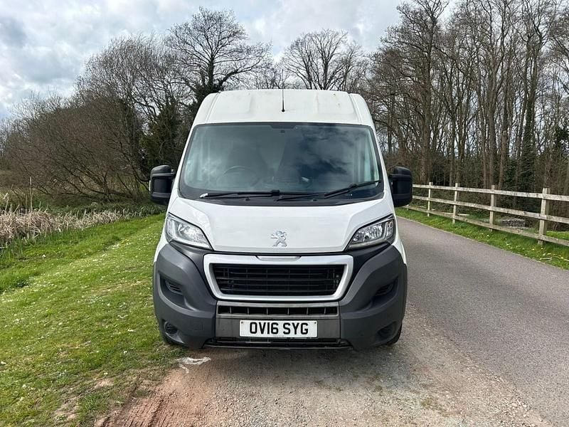 Used Peugeot Boxer 130 HP (95 kW) 2016 White Van