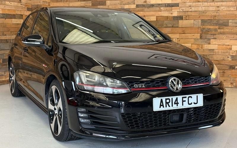 Used VW Golf VII GTI 220 HP (161 kW) 2015 Hatchback
