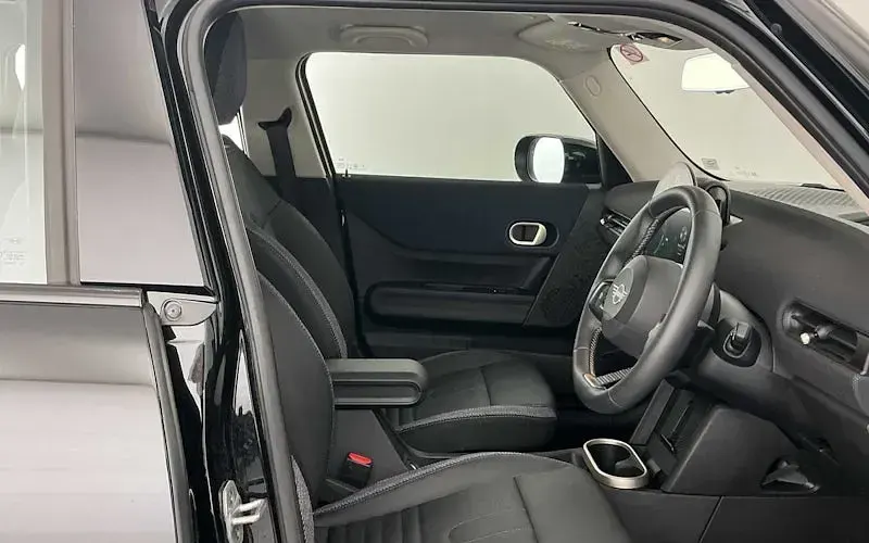Used Mini Cooper Classic 150 kW (204 HP) 2025 Black Hatchback