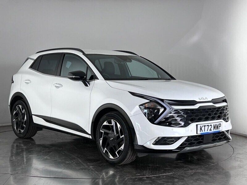 White Used 2022 Kia Sportage GT-Line SUV | £21,450 (Fair price) - Image 1/3
