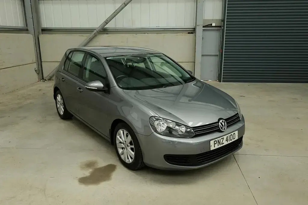 Used VW Golf VII Match 105 HP (77 kW) 2012 Grey Hatchback