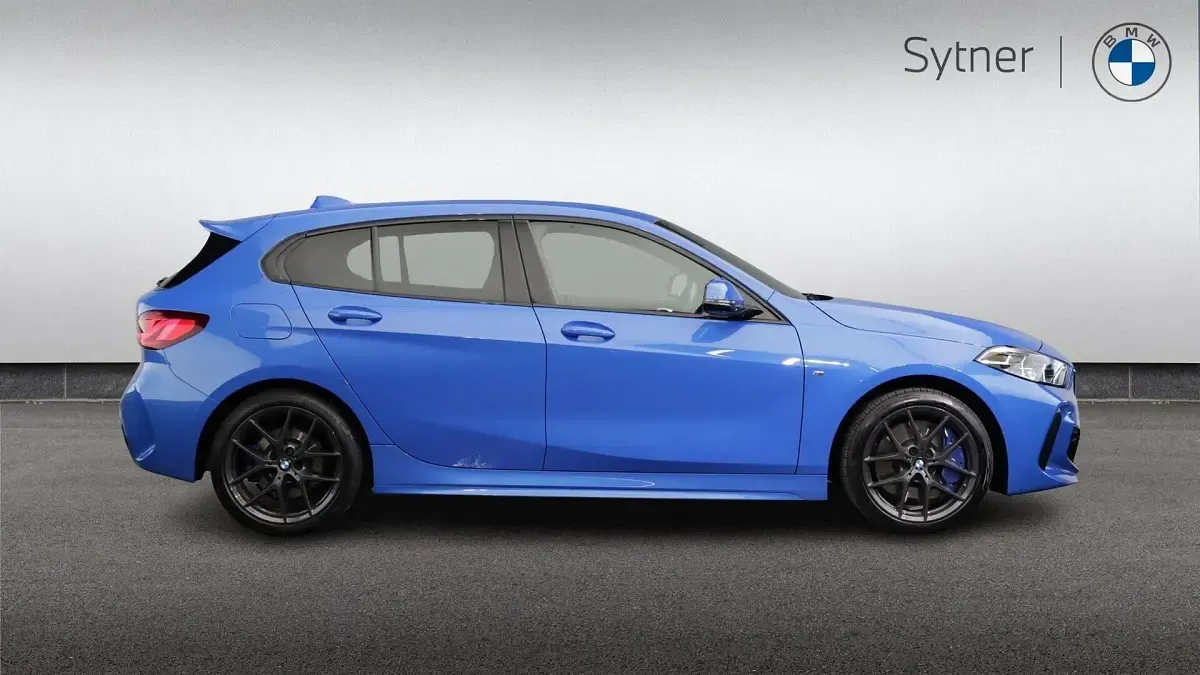 Used BMW 118 M Sport 134 HP (98 kW) 2024 Blue Hatchback