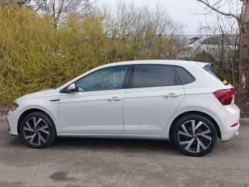 Usado VW Polo R-line 95 HP (69 kW) 2023 Cinzento Citadino