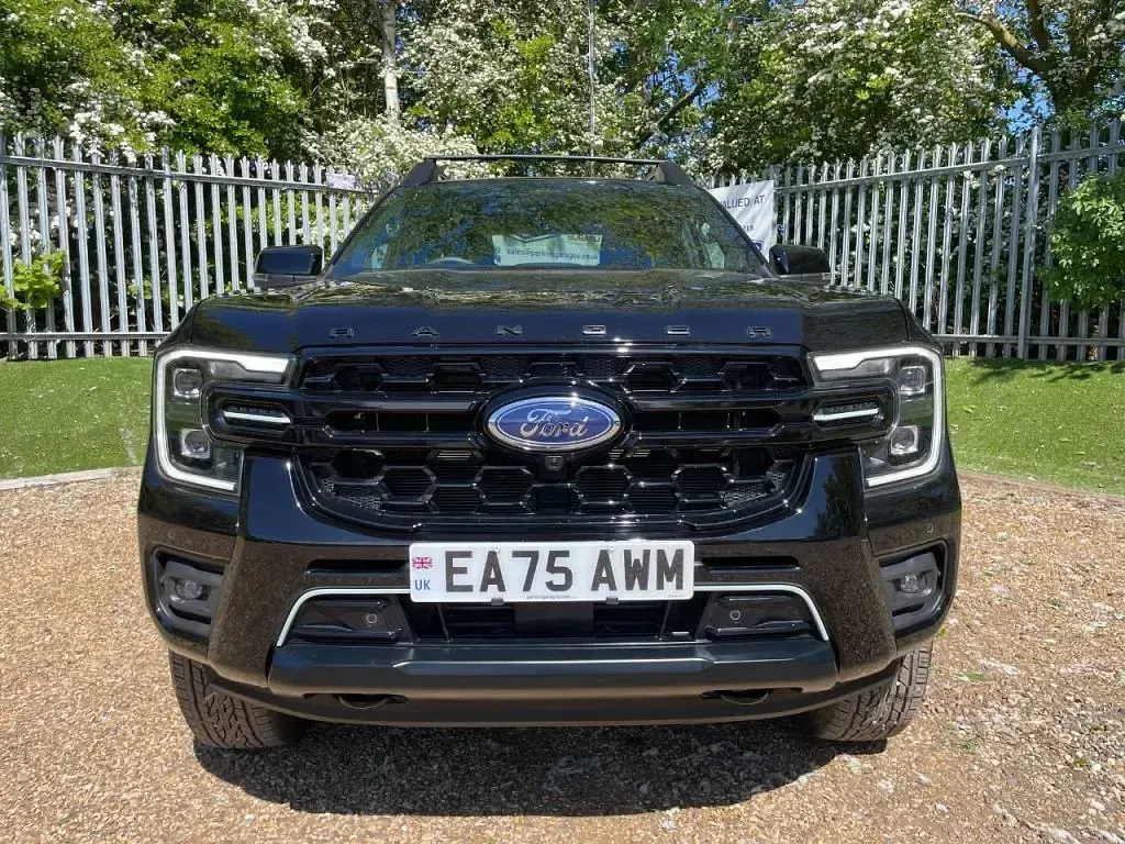 Used Ford Ranger 281 HP (206 kW) 2025 Black Pickup
