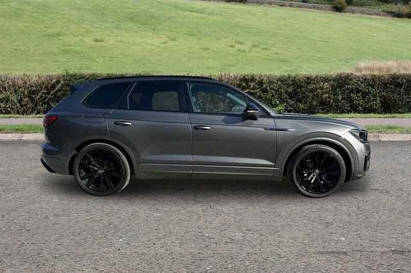 Used VW Touareg Black Edition 286 HP (210 kW) 2023 Grey SUV