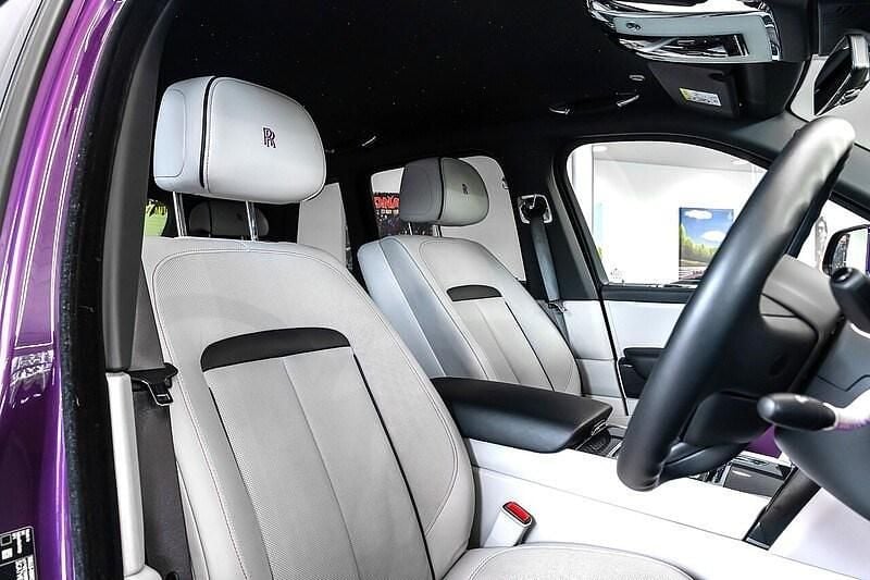 Used Rolls Royce Cullinan 571 HP (419 kW) 2023 Purple SUV