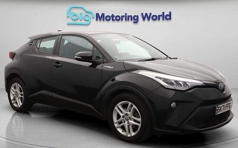 Used 2022 Toyota C-HR SUV | £16,300 (Good price) - Image 1/4