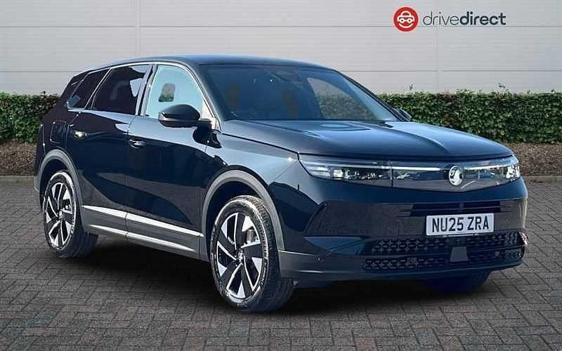 Metallic carbon black New 2025 Vauxhall Grandland X S SUV | £29,040 (Super price) - Image 1/4
