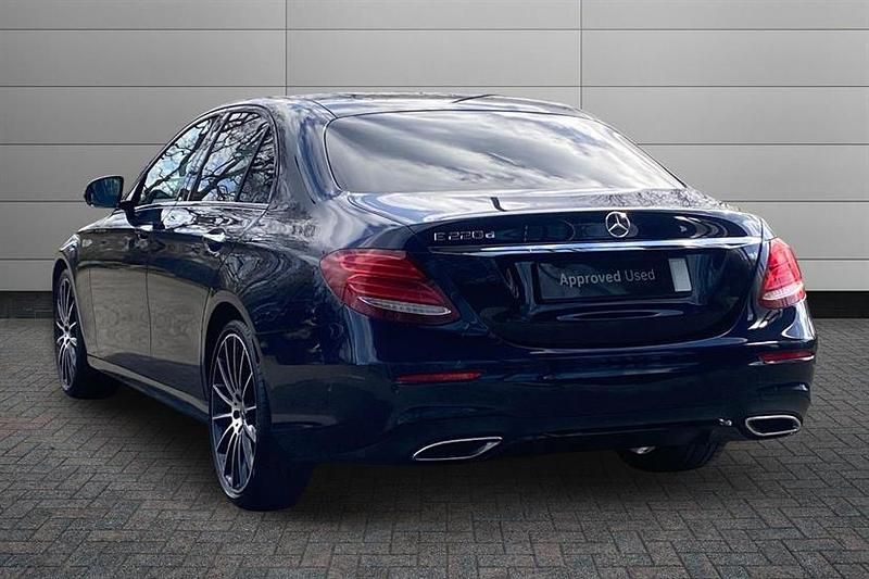Used Mercedes E220 AMG line 194 HP (142 kW) 2020 Blue Sedan