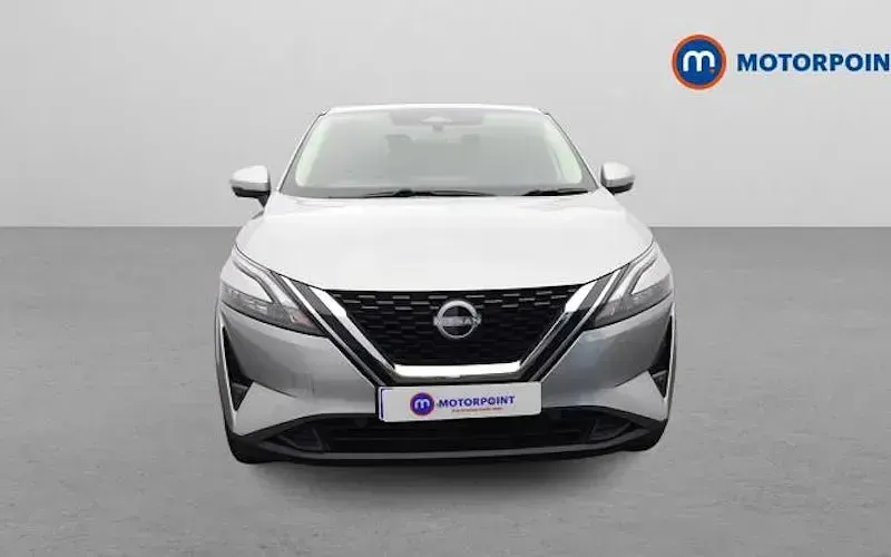 Used Nissan Qashqai N-Connecta 158 HP (116 kW) 2023 Silver SUV